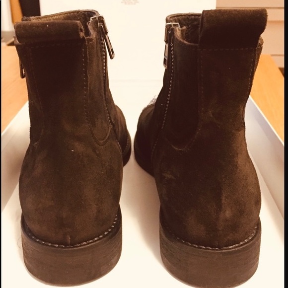 The shoe box: Brand New dark brown suede boots - Picture 5 of 14